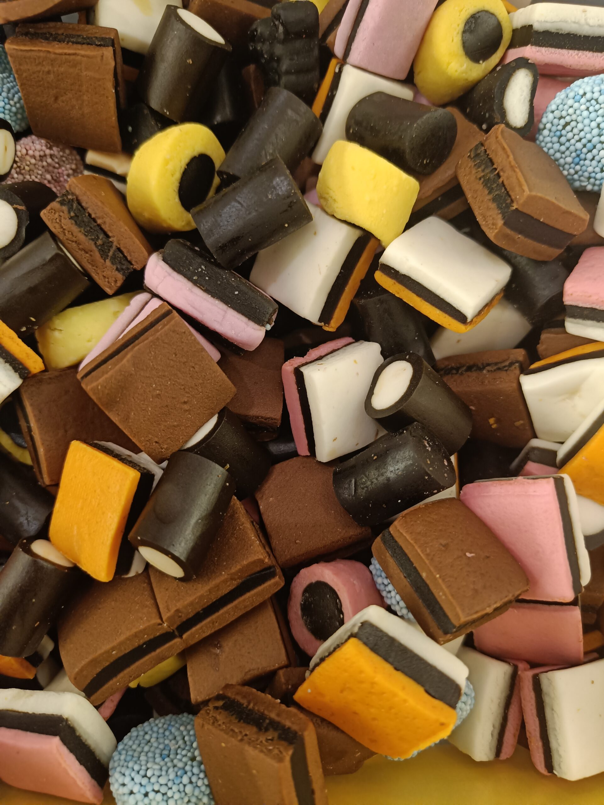 17684956712288639055648073387198